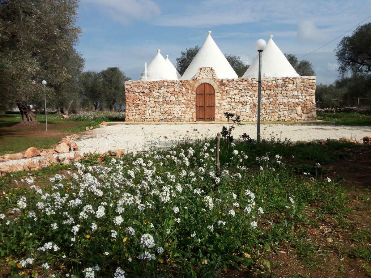 Trulli Monte Madre Villa San Vito dei Normanni Buitenkant foto
