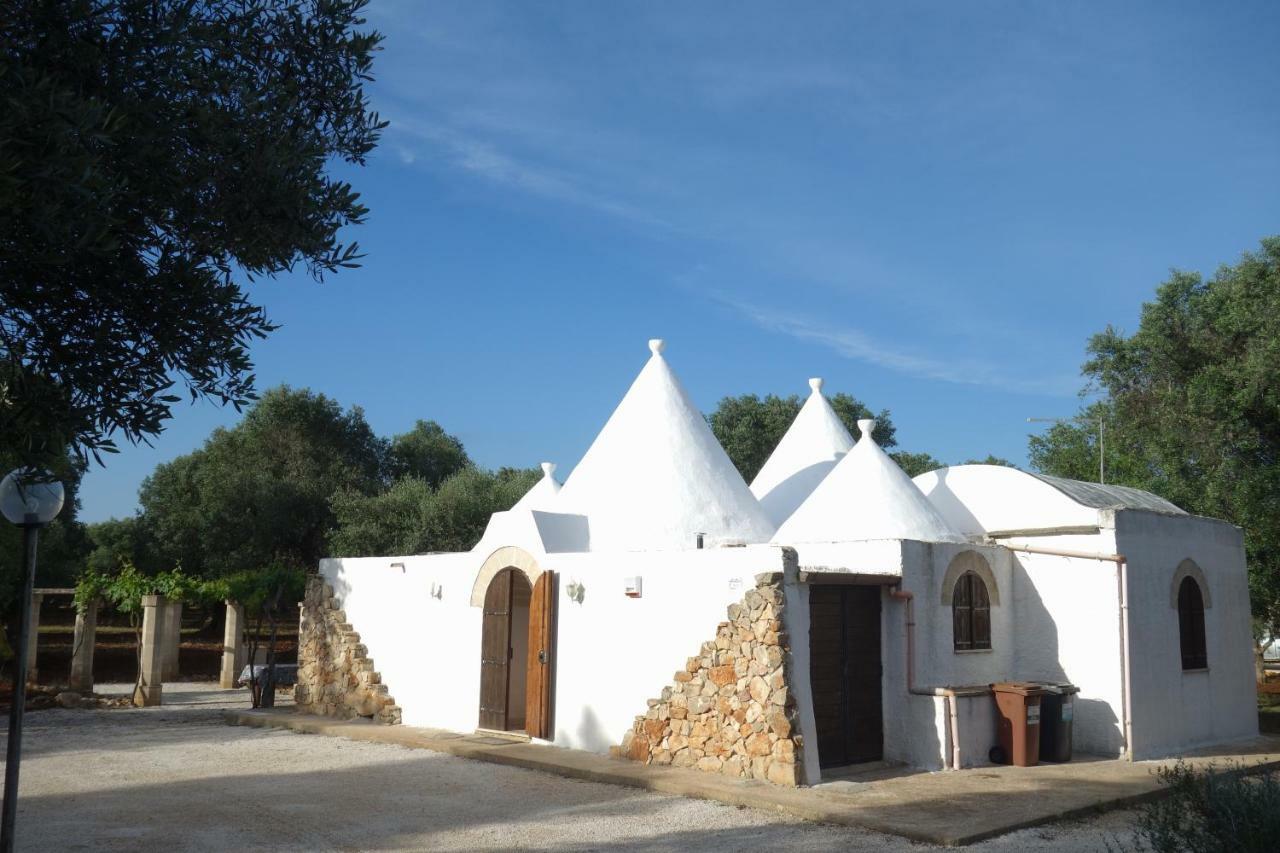 Trulli Monte Madre Villa San Vito dei Normanni Buitenkant foto